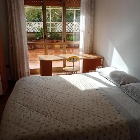 Reggia In Famiglia Homestay
