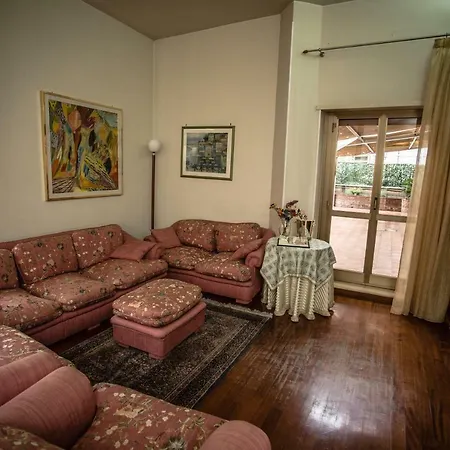 Homestay Reggia In Famiglia Caserta